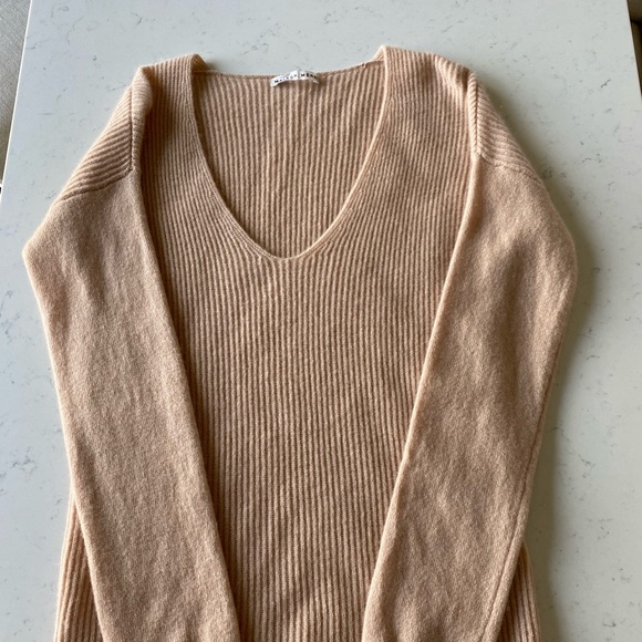 Maison Mere Cashmere Sweater - Picture 2 of 10